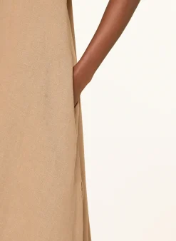 Kleid im Materialmix mit Leinen