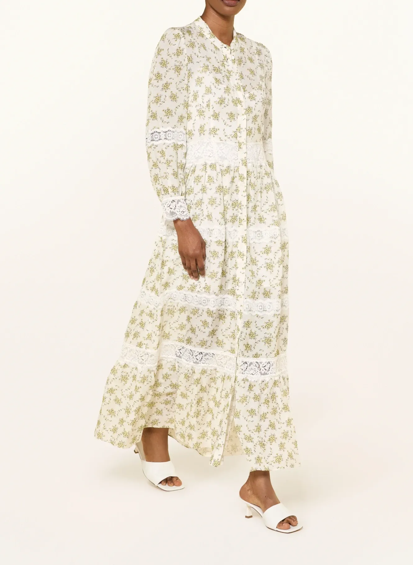 Kleid mit Leinen und 3/4-Arm