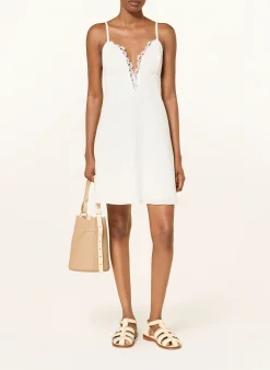 Kleid mit Leinen und Spitze