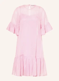 Kleid mit Rüschen