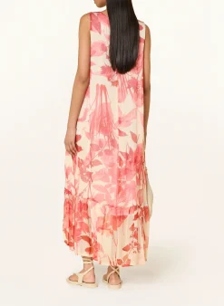 Kleid mit Rüschen