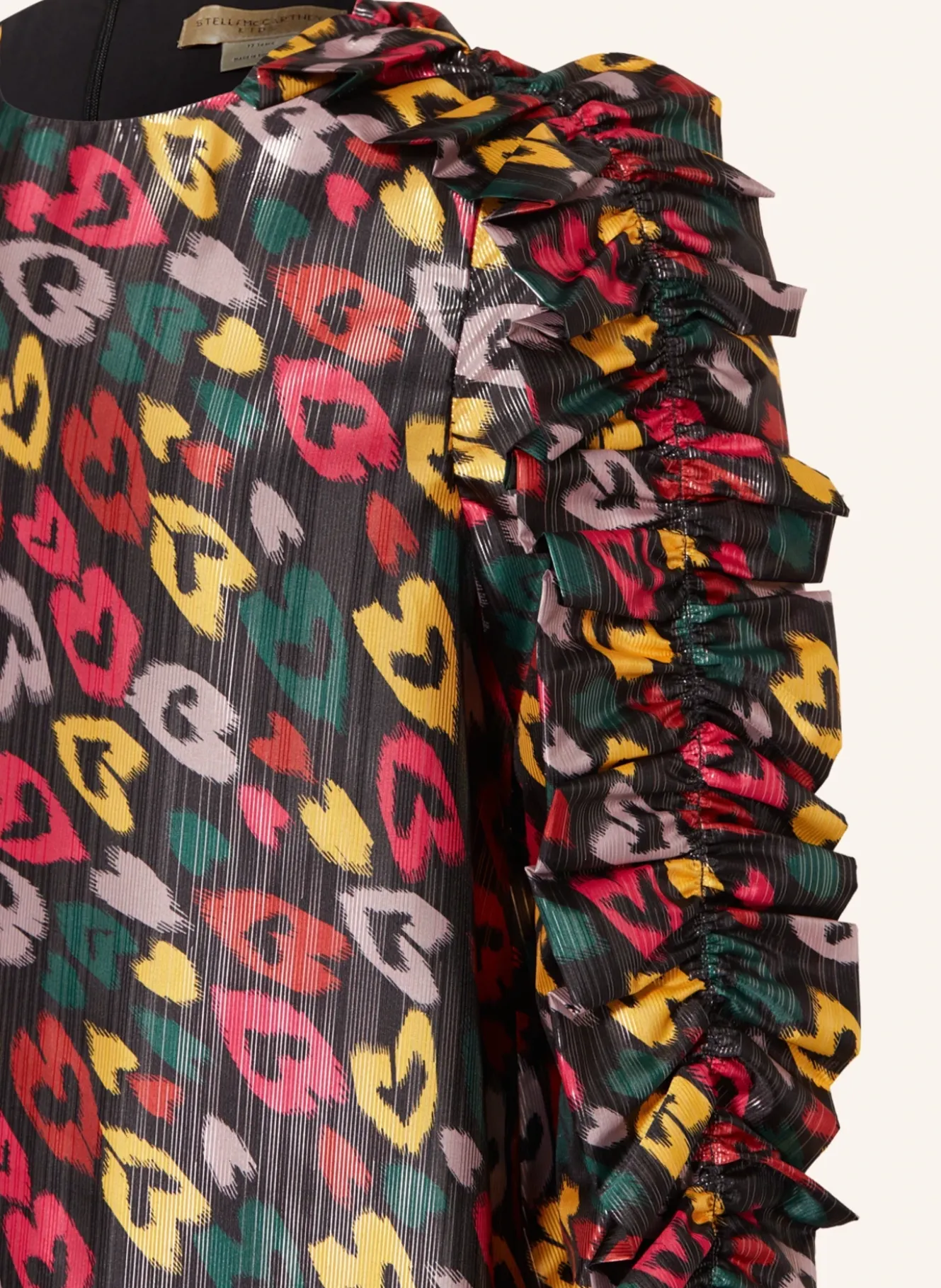 Kleid mit Rüschen