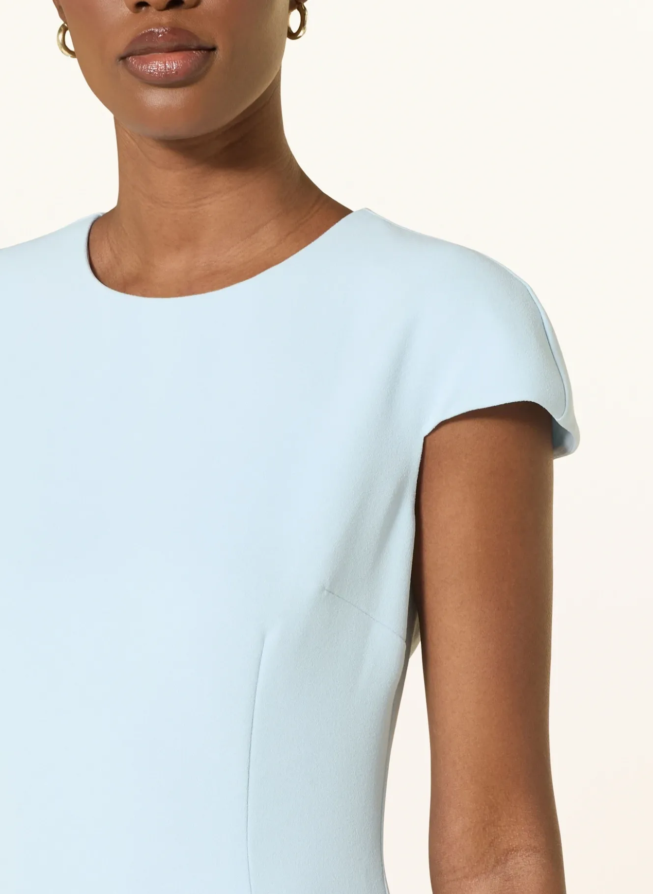 Kleid mit Spitze