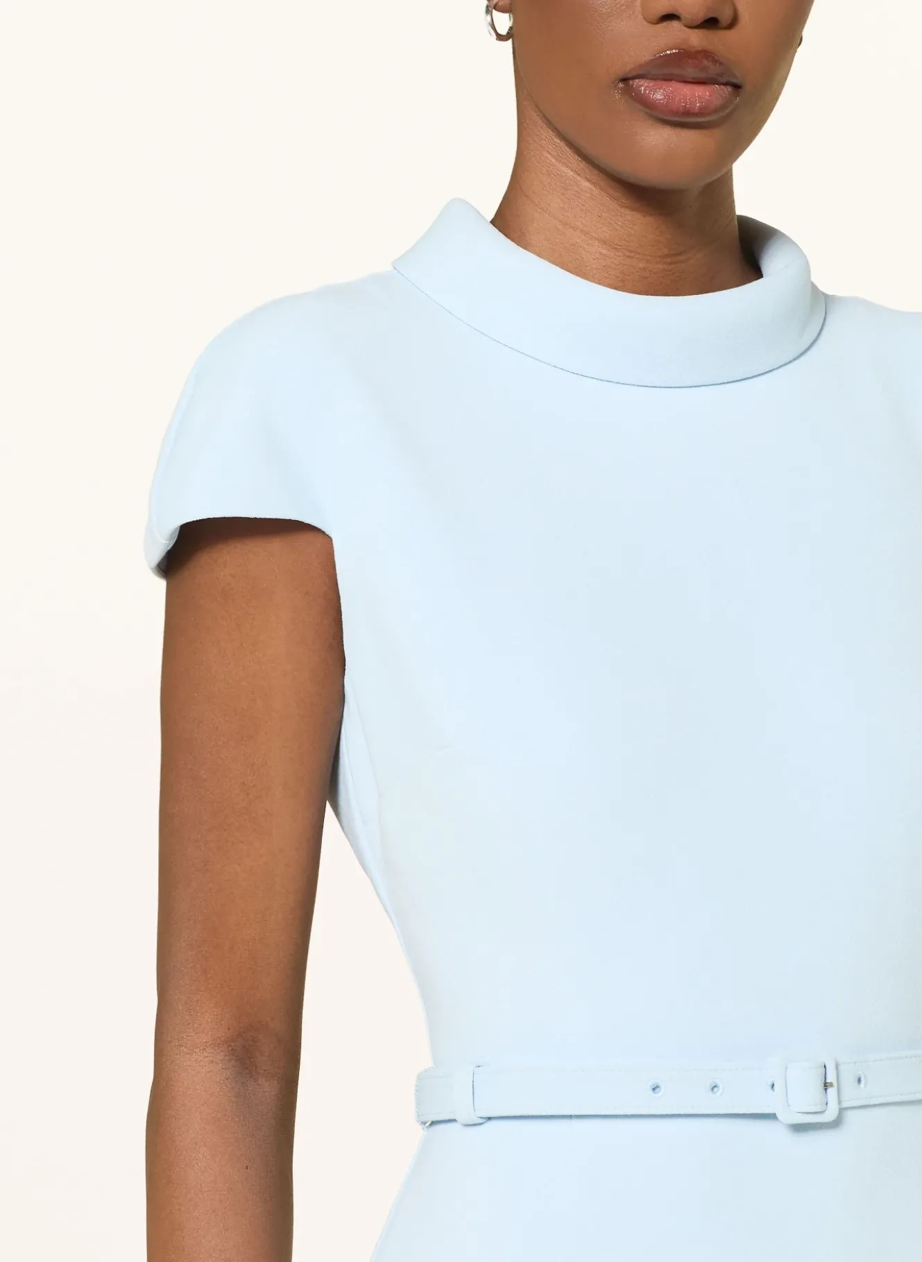 Kleid mit Spitze