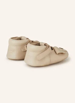 Krabbelschuhe