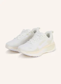 Laufschuhe VOMERO 18
