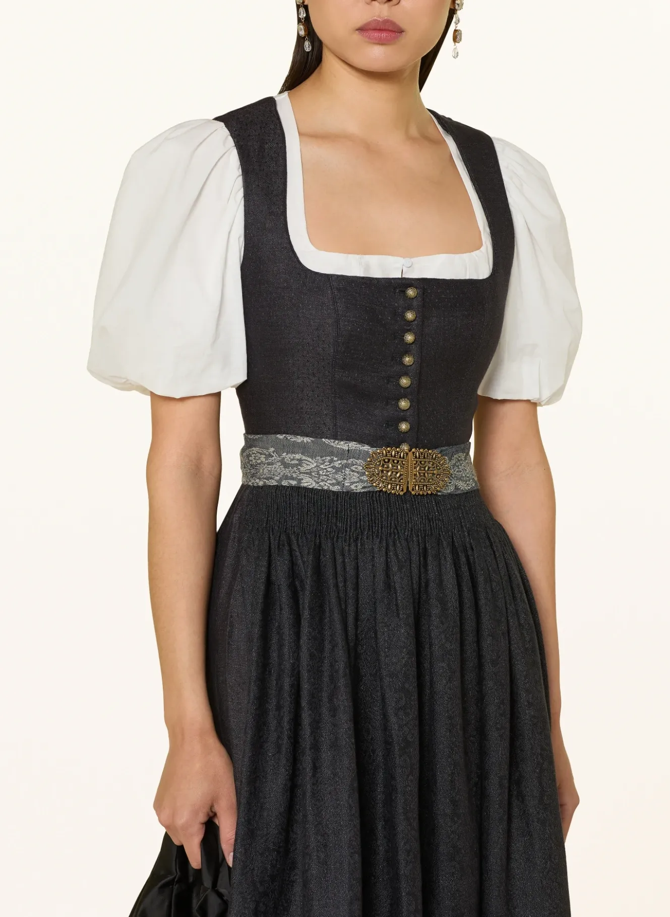 Leinendirndl MONIKA