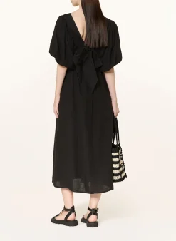 Leinenkleid