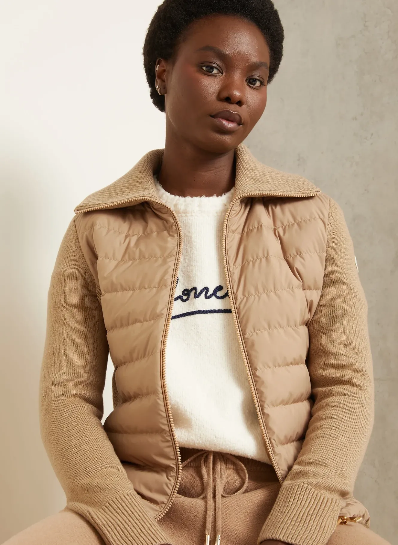 Lightweight-Daunenjacke im Materialmix