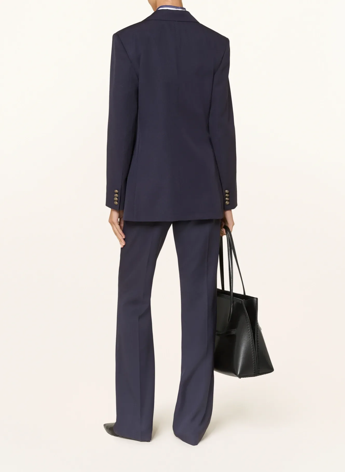Longblazer RAMONA
