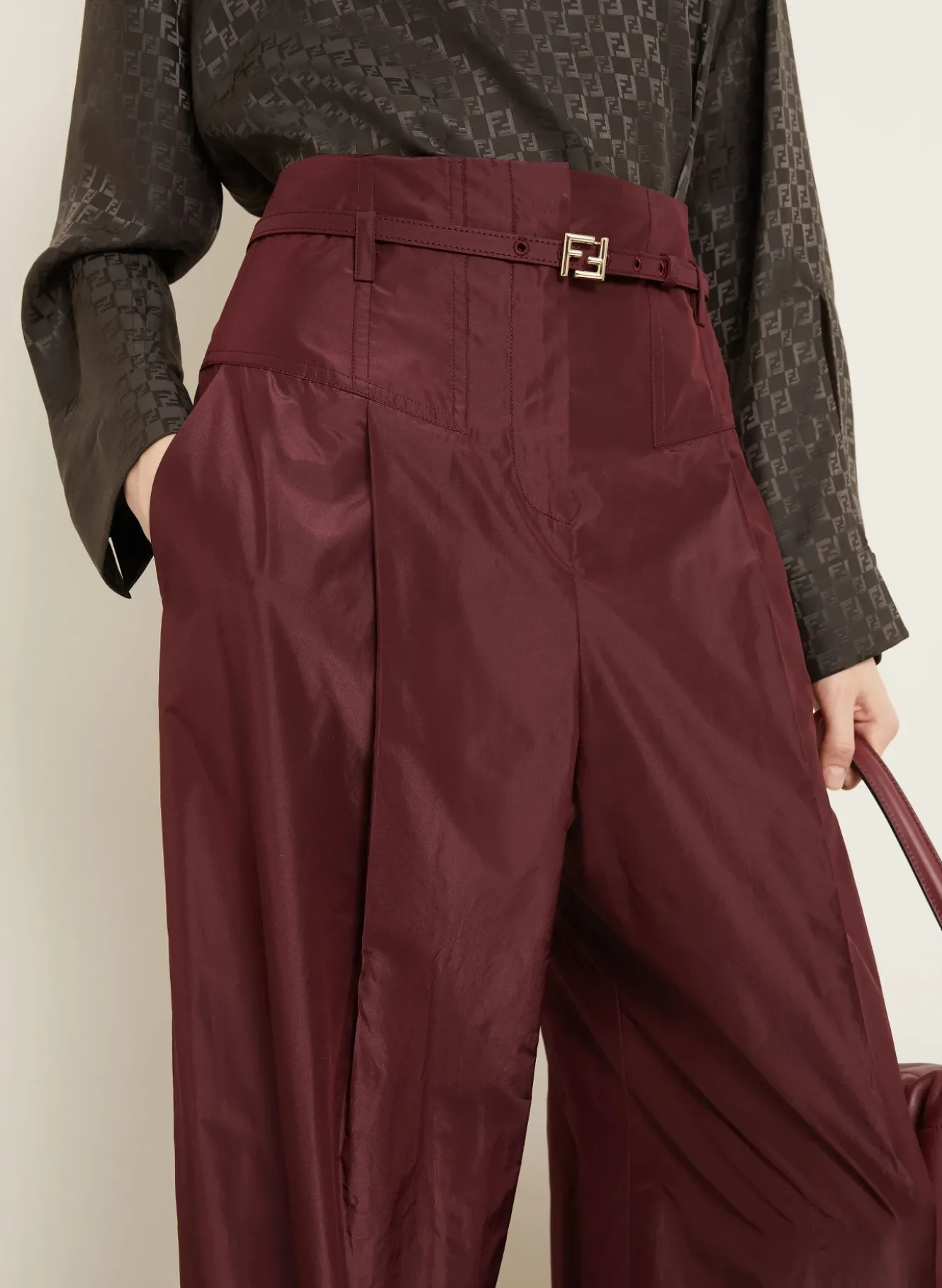 Merlenehose aus Seide