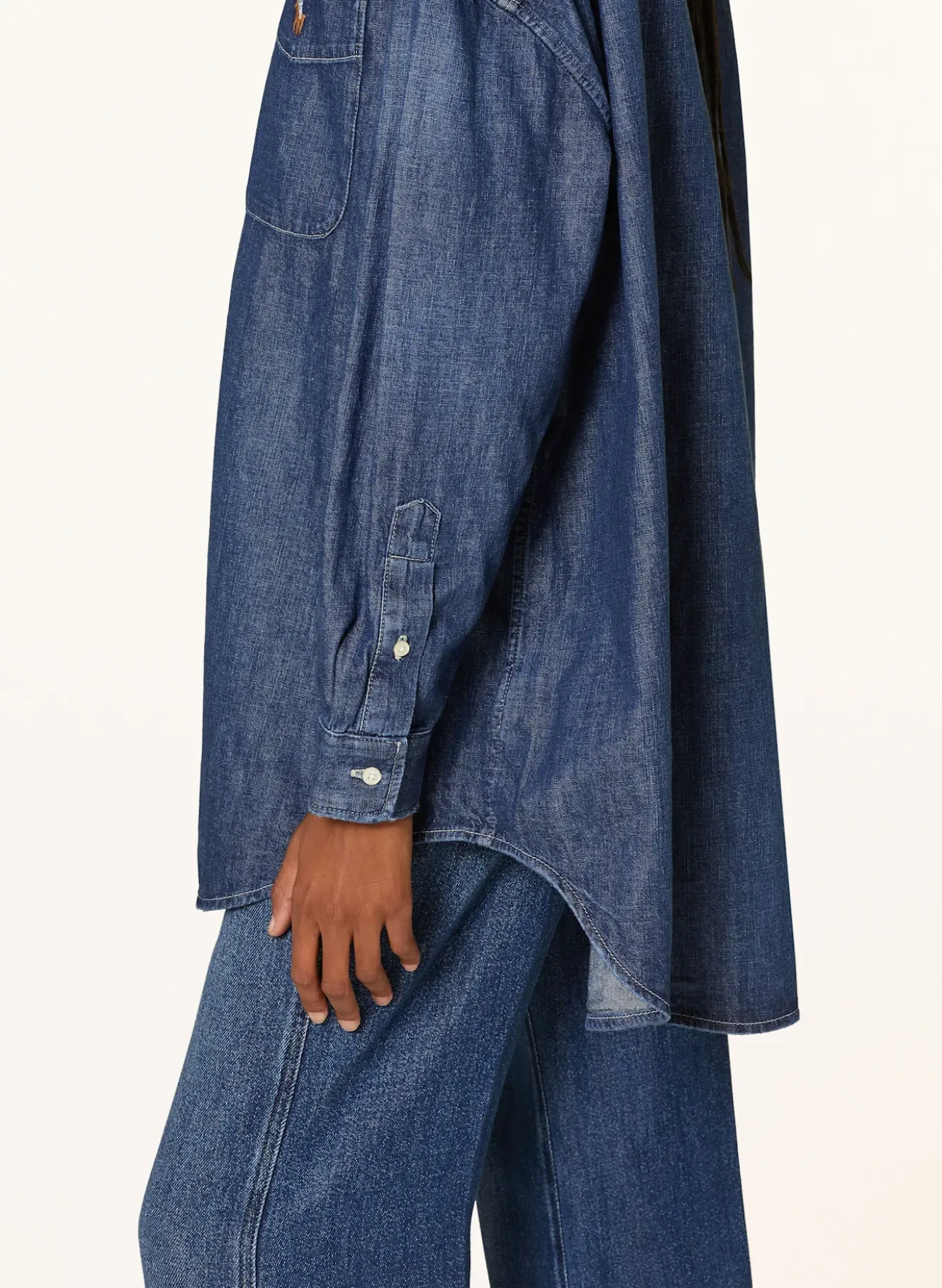 Oversized-Hemdbluse in Jeansoptik
