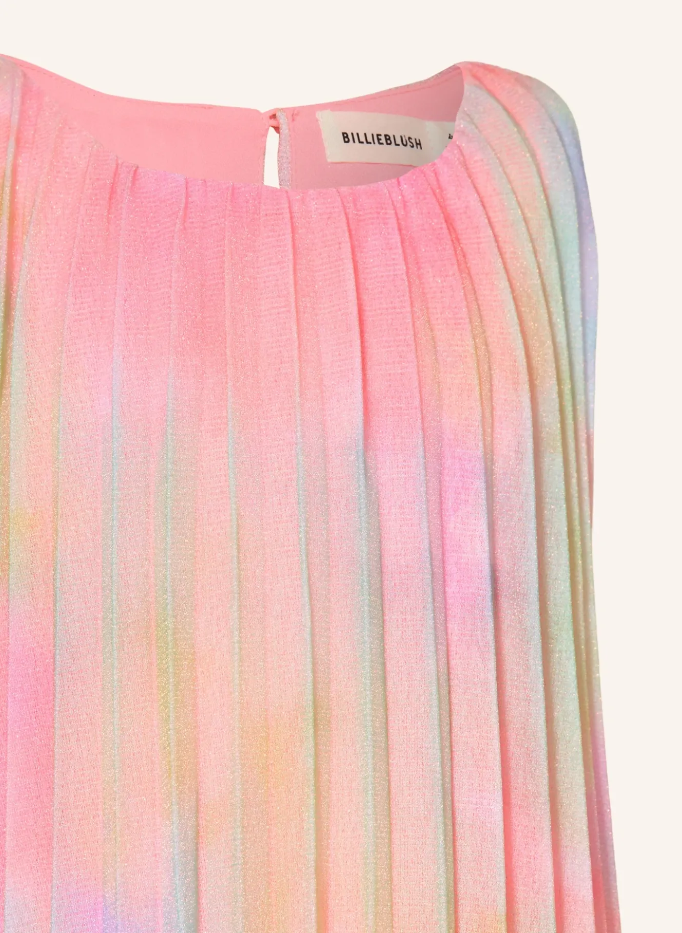 Plisseekleid aus Mesh