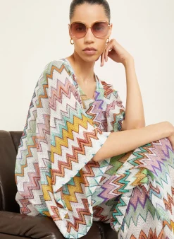 Poncho mit Glitzergarn