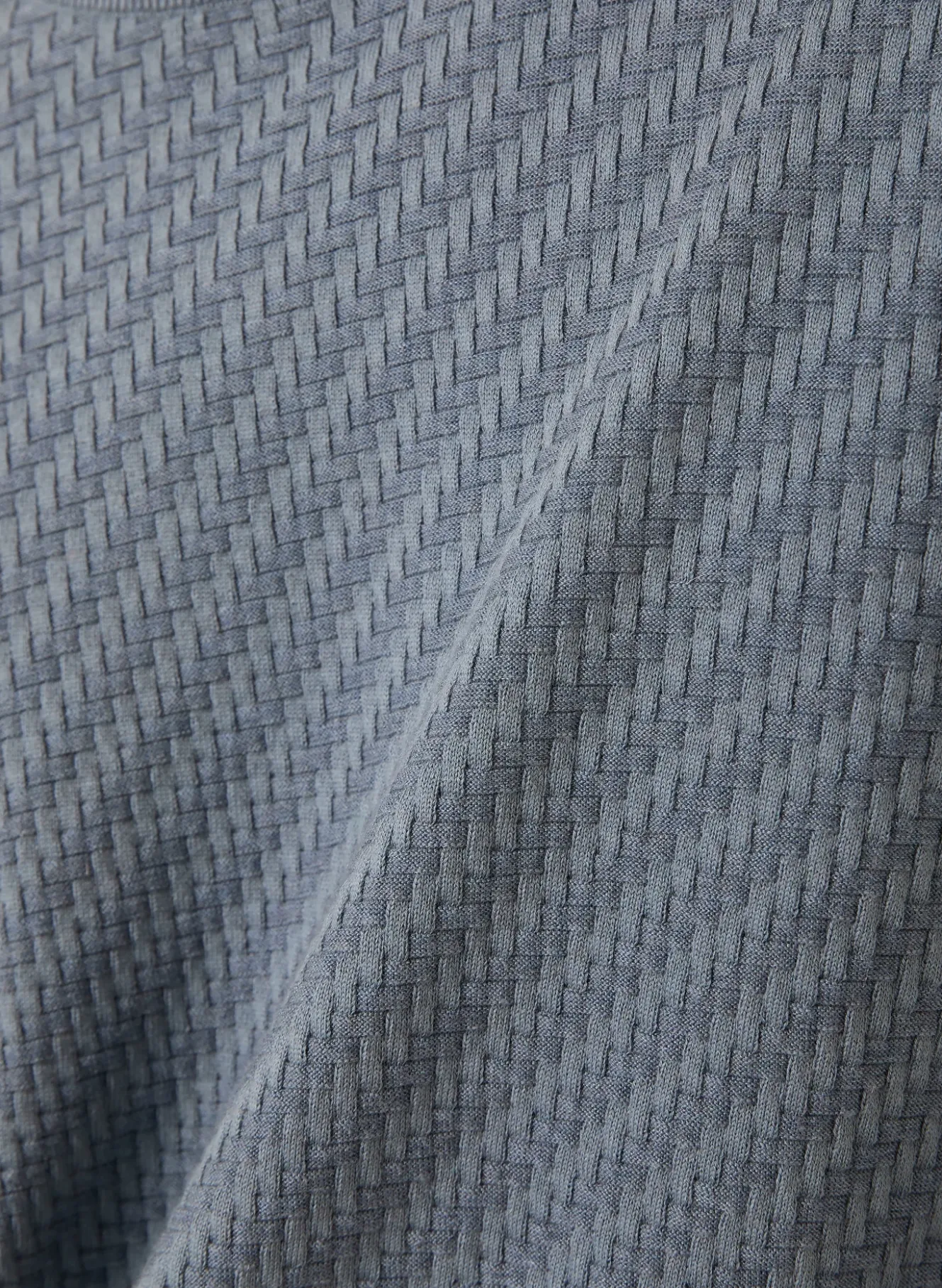 Pullover mit Seide