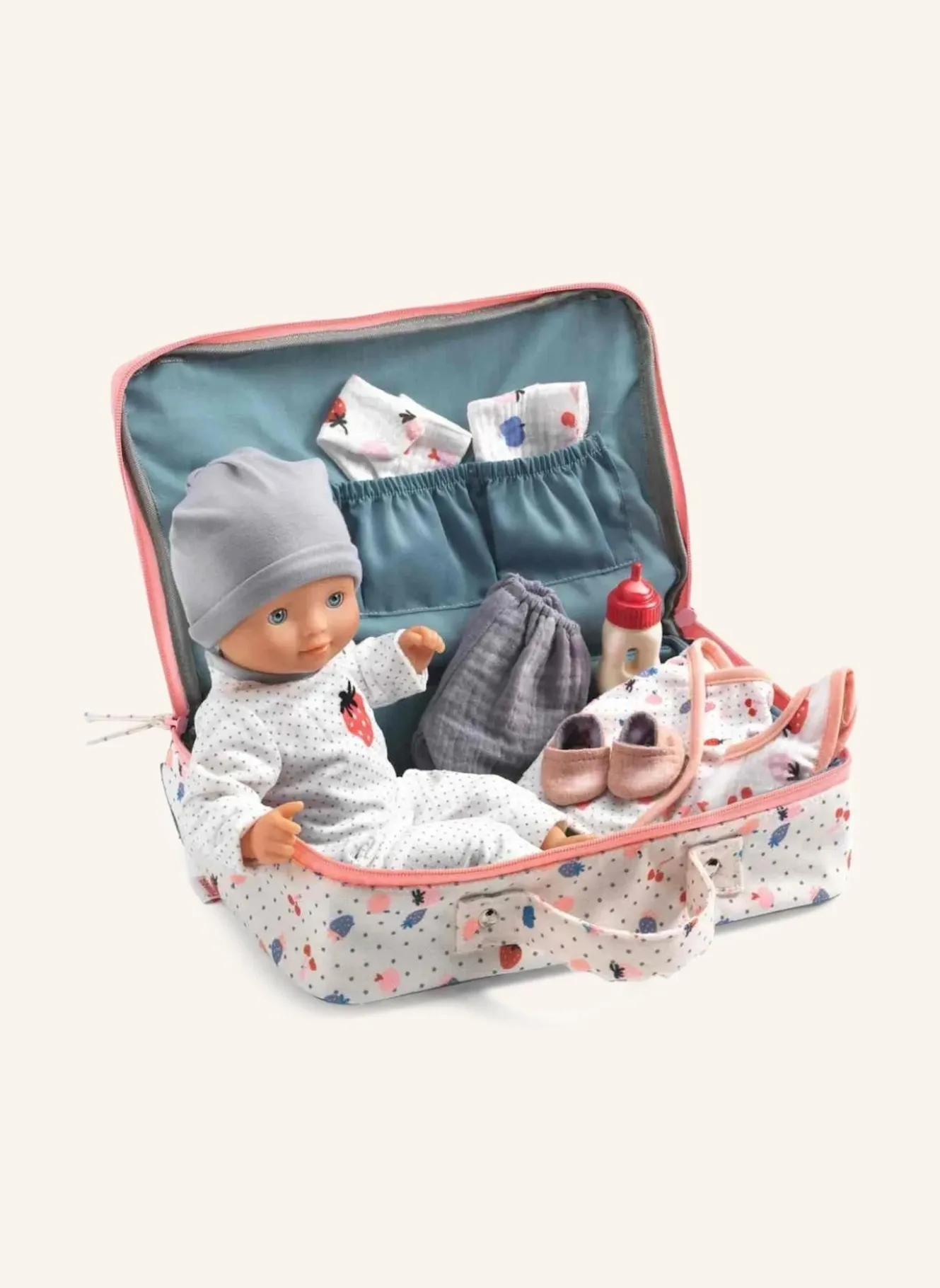Puppe POMEA im Koffer