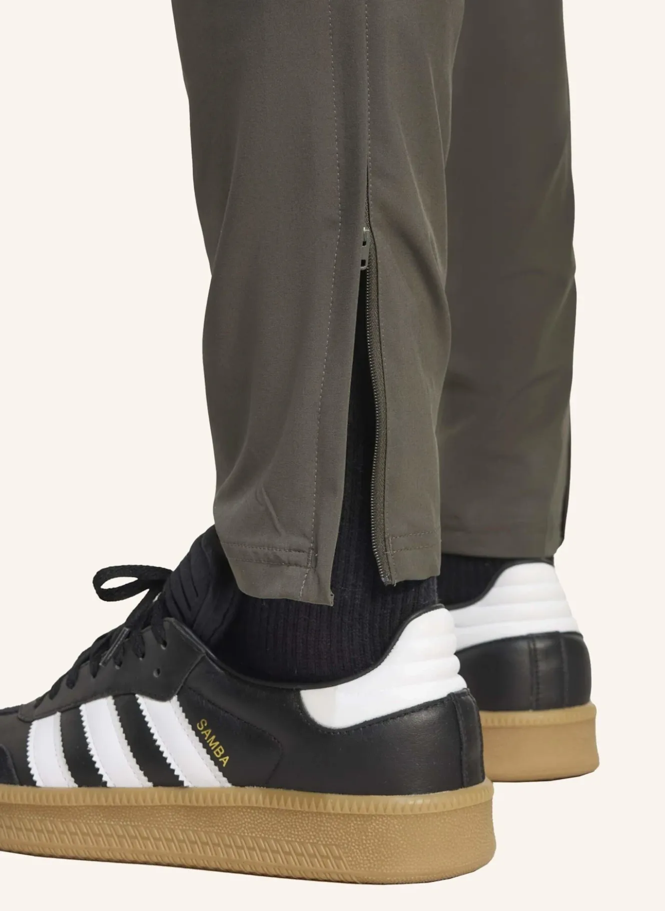 REAL MADRID TIRO 25 COMPETITION VIS TECH TRAVEL HOSE