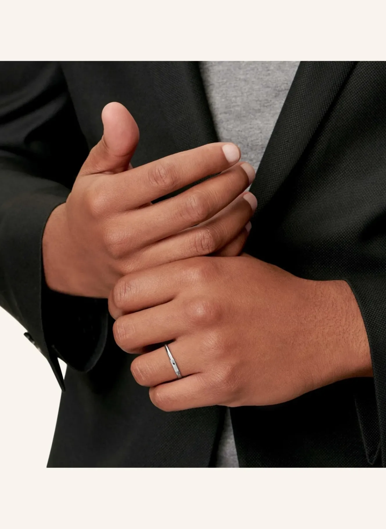 Ring TIFFANY LOCK aus 18Karat Weißgold mit Diamanten im runden Brillantschliff