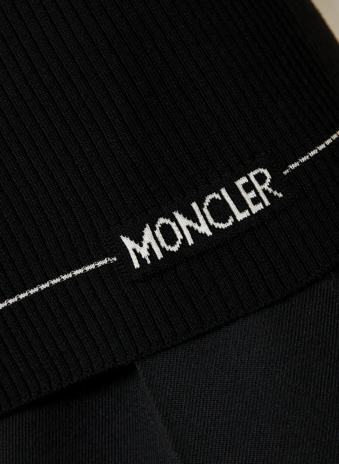 Rollkragenpullover