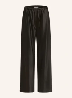 Satinhose BIAS