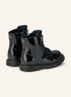 Schnürboots