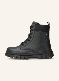 Schnürboots