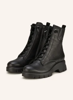 Schnürboots