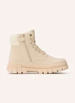 Schnürboots