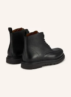 Schnürboots
