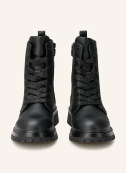 Schnürboots