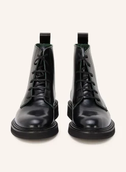 Schnürboots