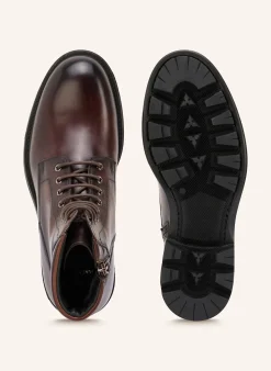 Schnürboots