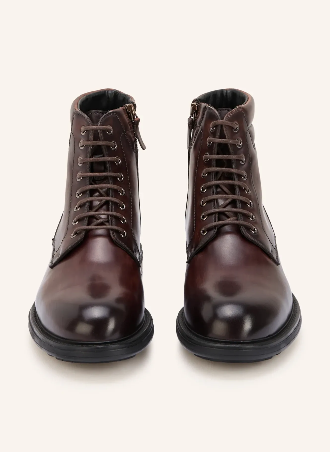 Schnürboots