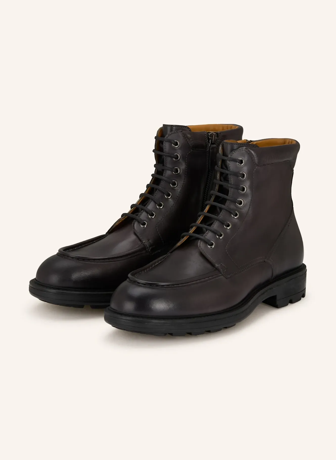 Schnürboots