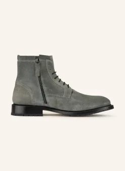 Schnürboots