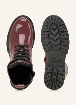 Schnürboots