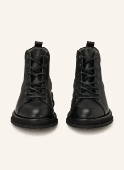 Schnürboots