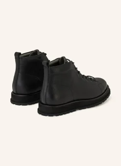 Schnürboots