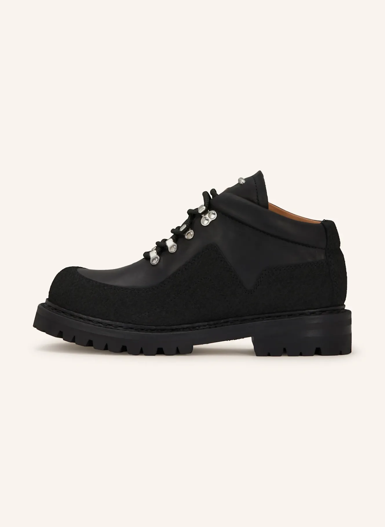 Schnürstiefel QUEST
