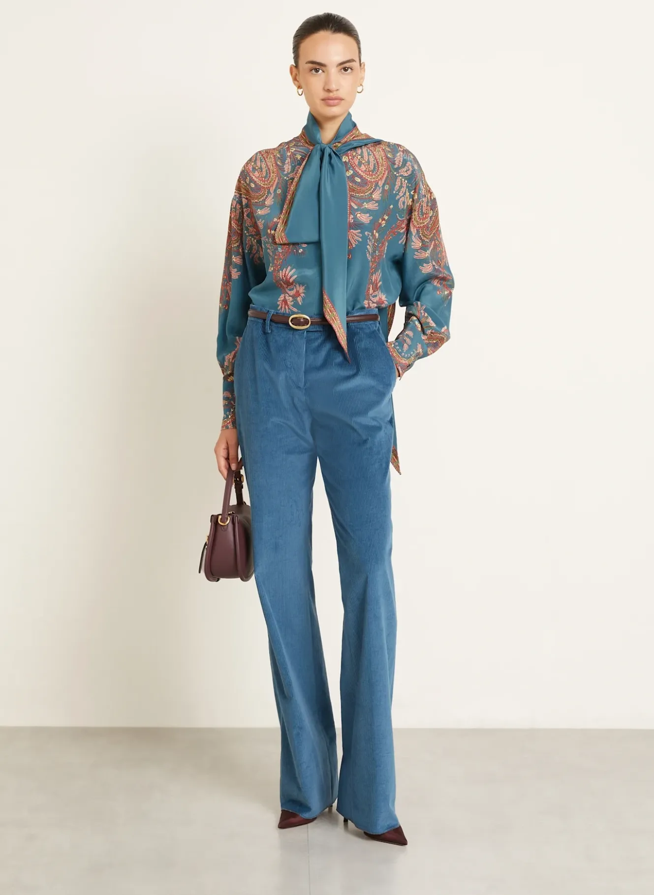 Seidenbluse mit Schluppe