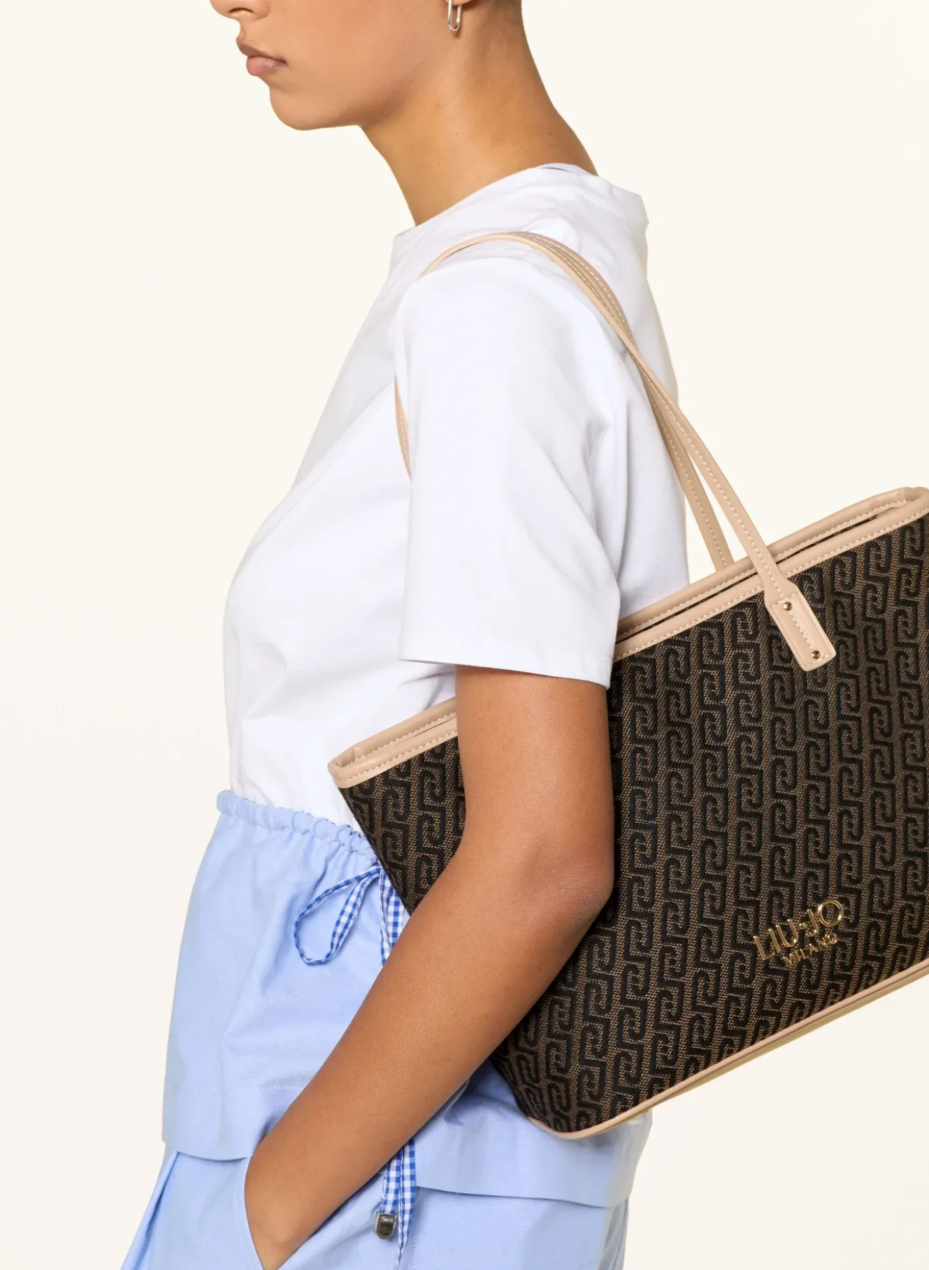 Shopper