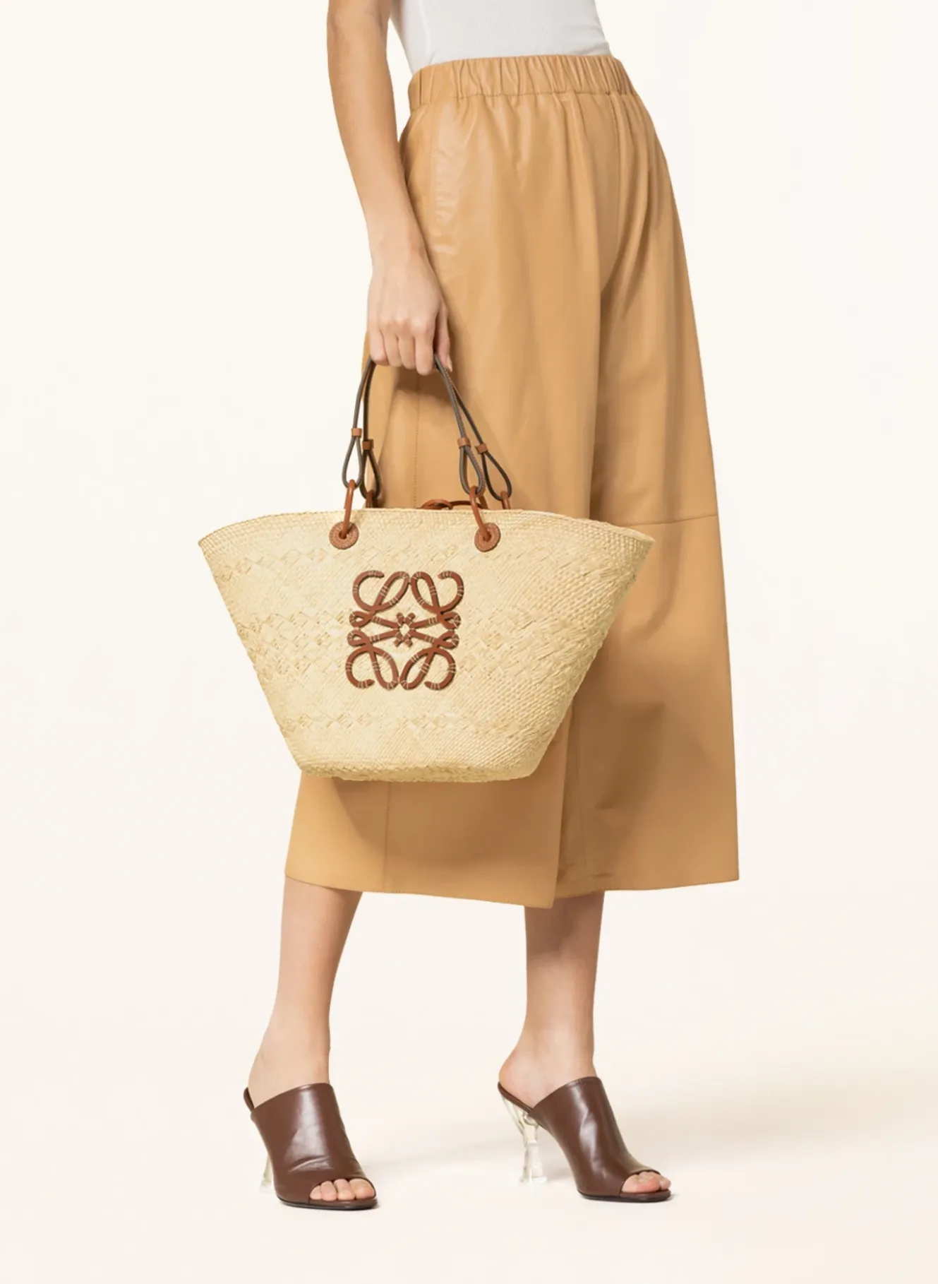 Shopper ANAGRAM