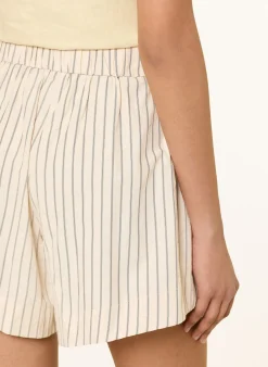 Shorts JOJO