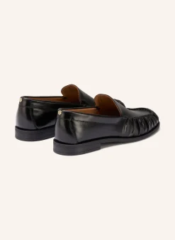 Slipper LYCIA
