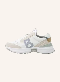 Sneaker