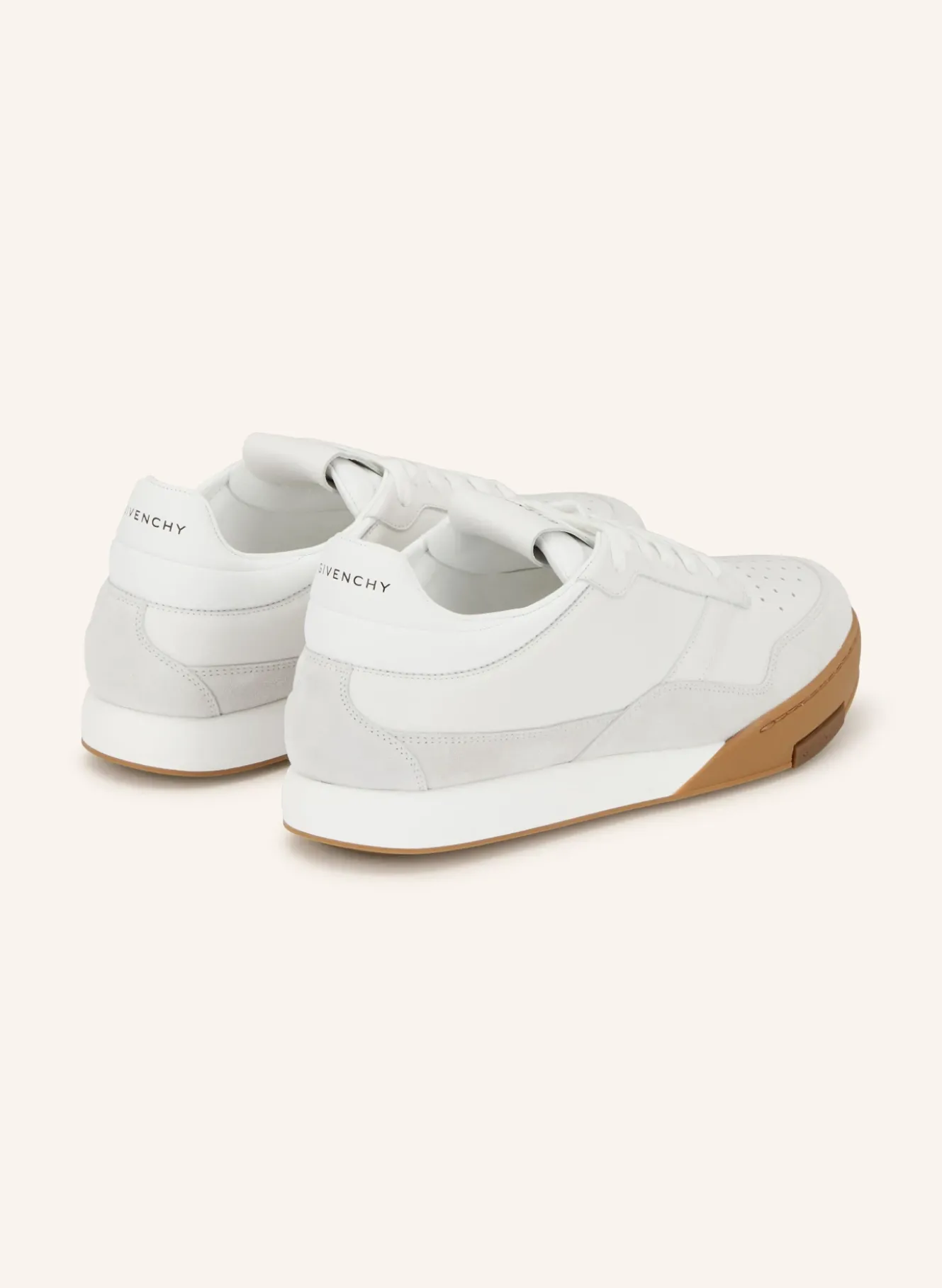 Sneaker