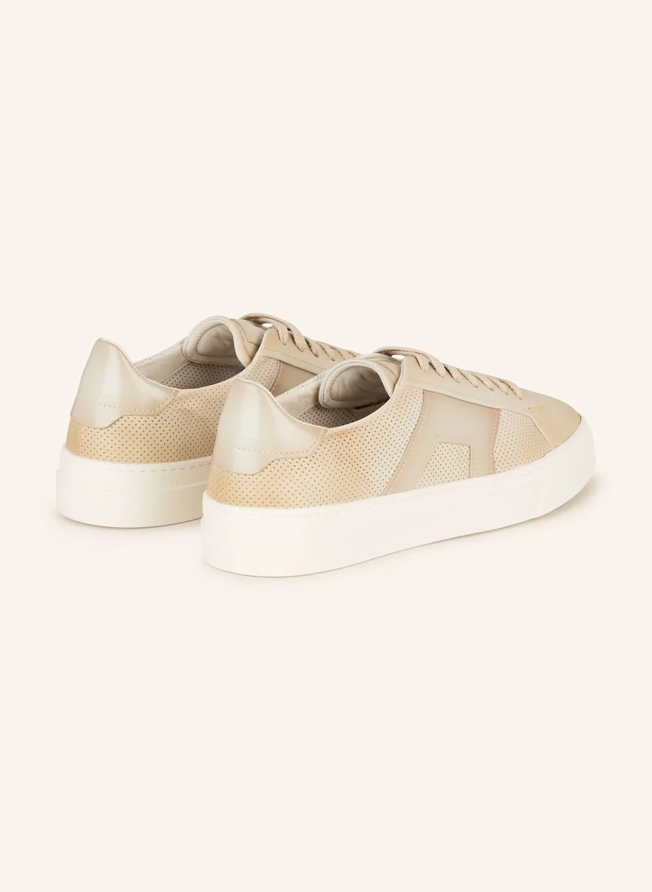 Sneaker