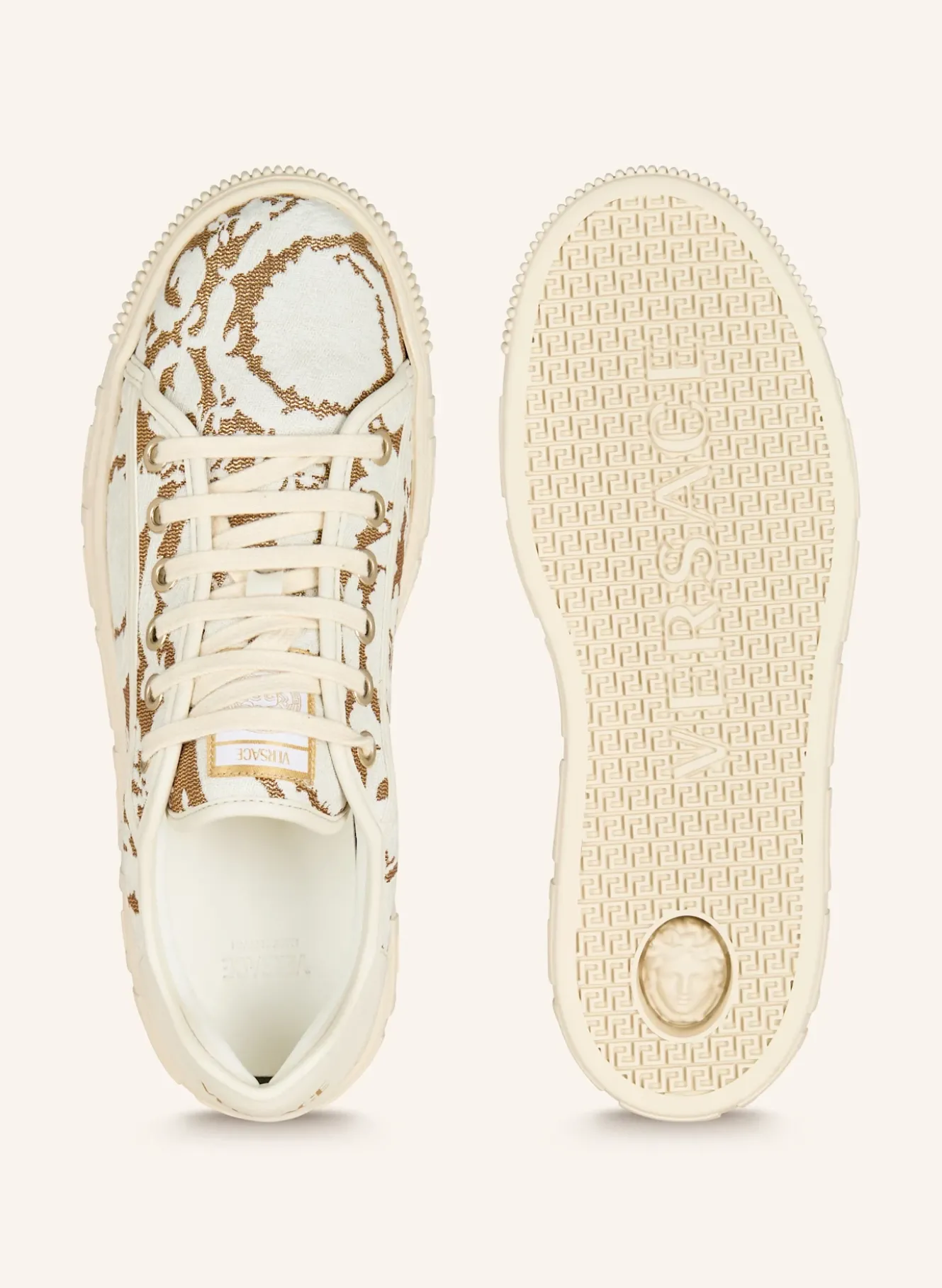Sneaker