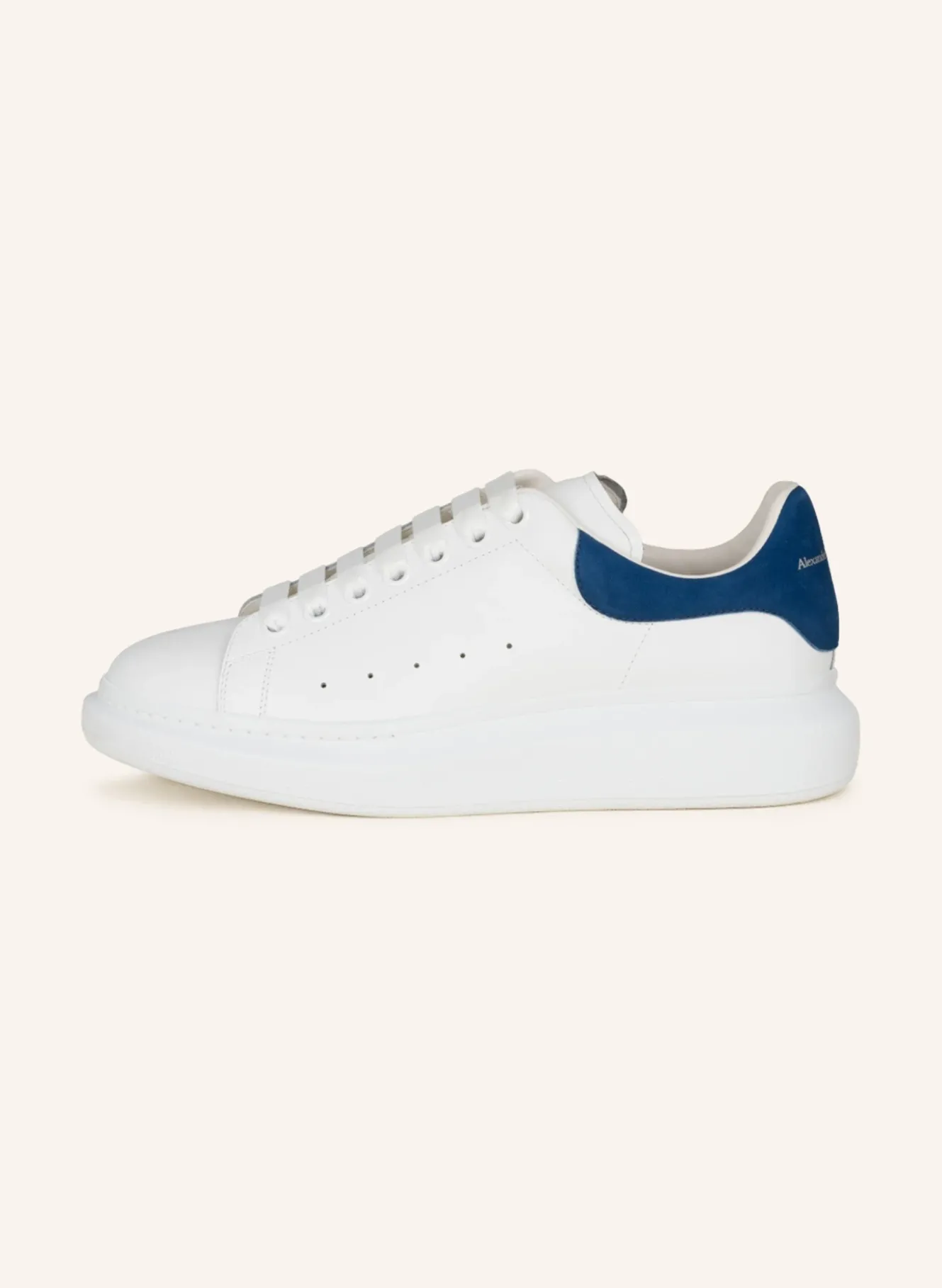Sneaker