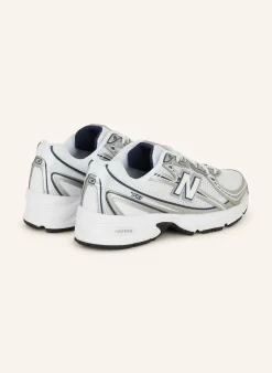 Sneaker 740